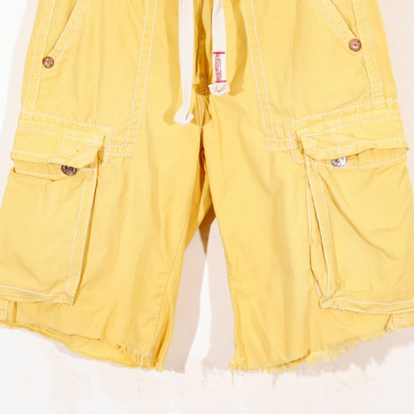 True Religion Mens Issac Cargo Bright Yellow Shorts Cut Off Drawstring Cotton 33 - Picture 3 of 15